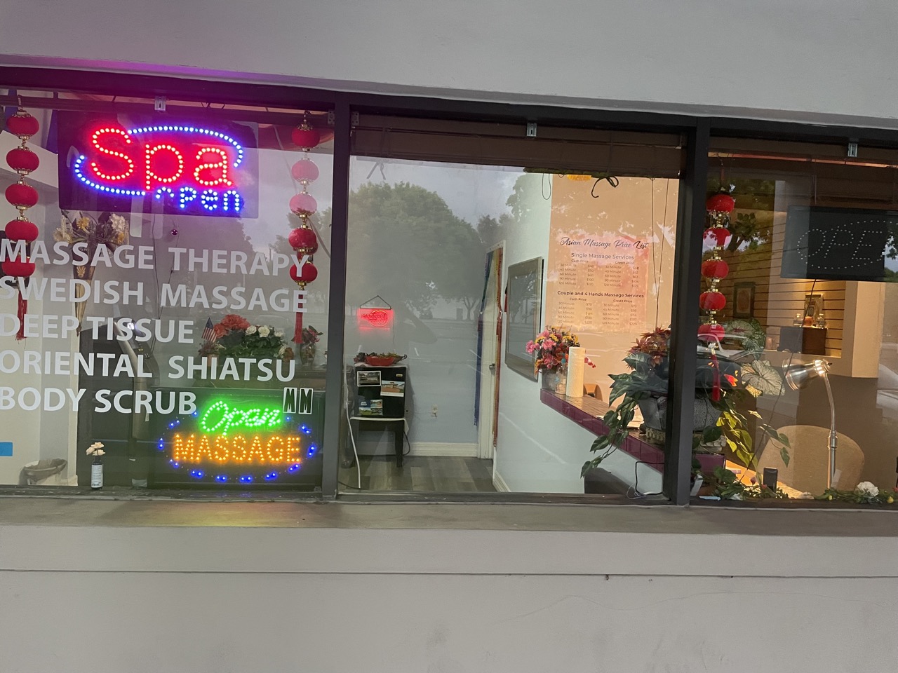 Storefront of Empire Massage and Spa in Lake Worth Beach